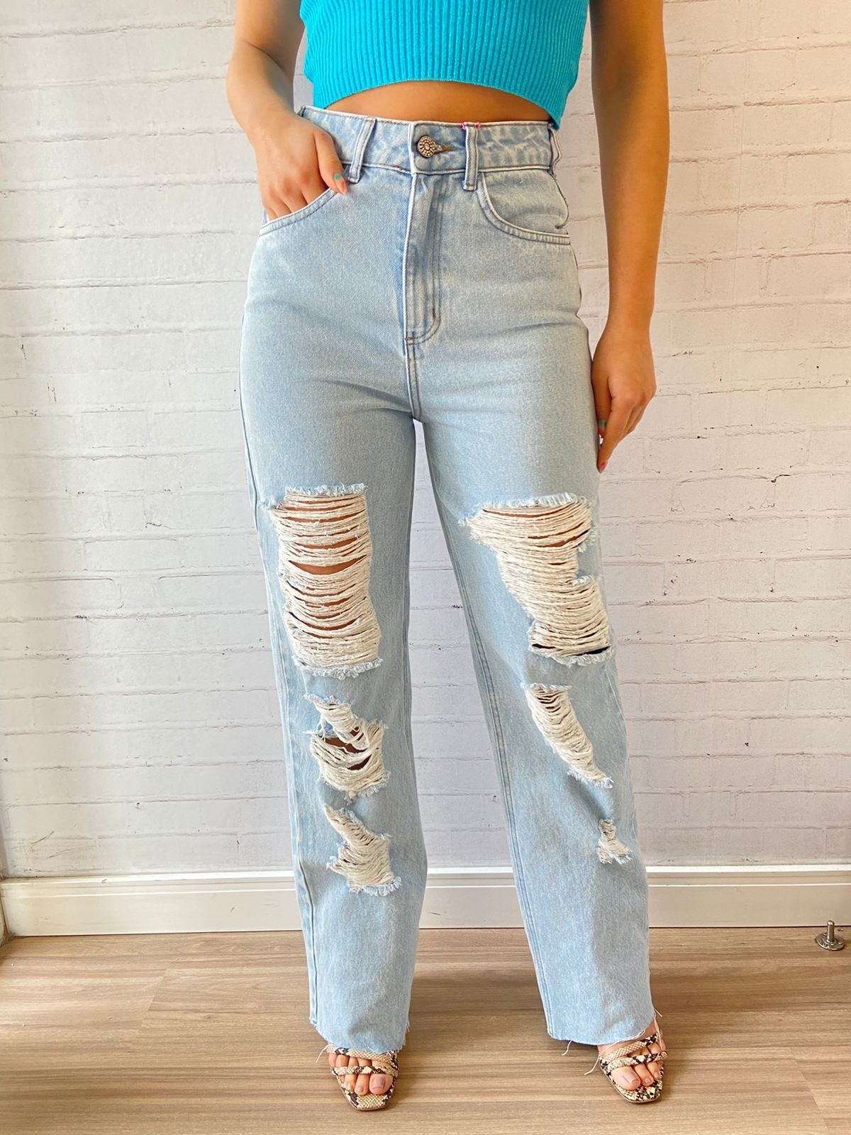 Calça Jeans Wide Leg Destroyed